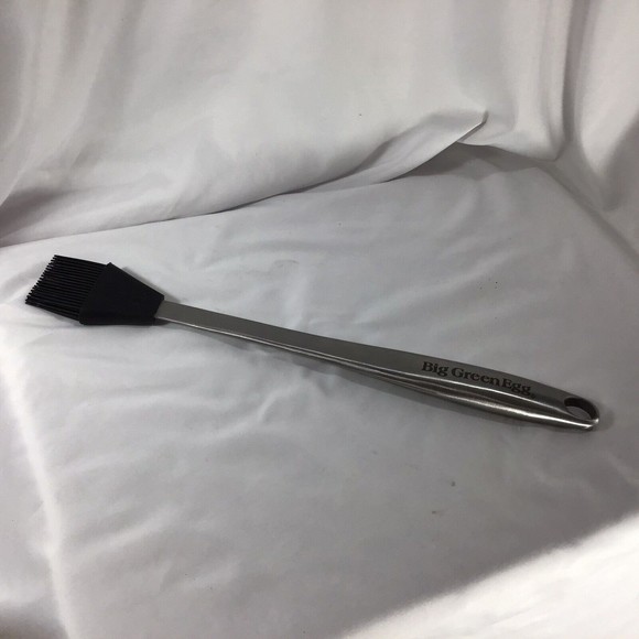 Big Green Egg Stainless 15” Brushed Metal Basting Brush - Picture 4 of 6